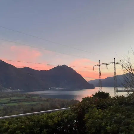 D'iseo Casetta Amorini, Con Vista E Terrazzo Lejlighed Costa Volpino