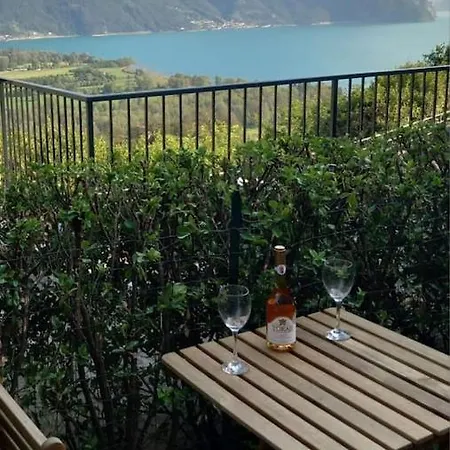D'iseo Casetta Amorini, Con Vista E Terrazzo Lejlighed Costa Volpino